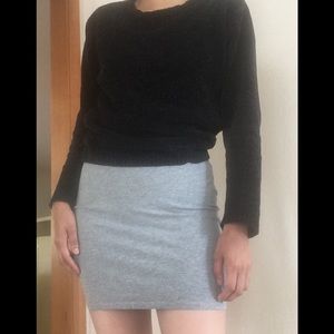 H&M gray short skirt
